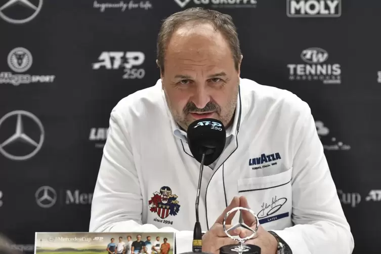 Lafer kocht f&uuml;r die Tennisprofis auf der Tour. Von deren Ern&auml;hrung ist er angetan. 