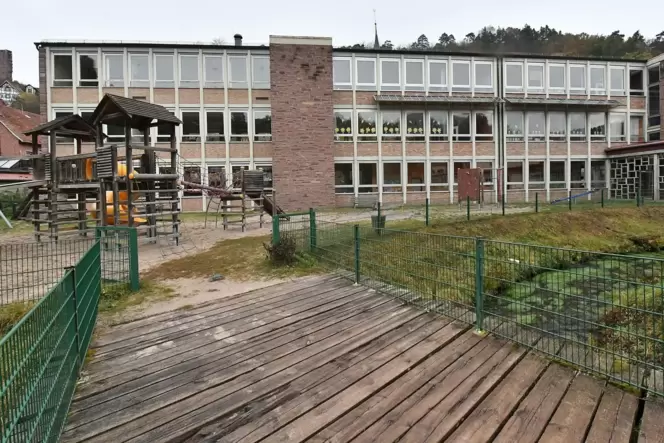 Abriss ist beschlossene Sache: die Heinrich-Weintz-Grundschule.