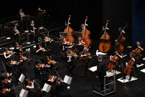 Das Sinfonieorchester der Mannheimer Musikhochschule (hier bei einem Auftritt vor fast genau zwei Jahren) spielt wieder im Saalb