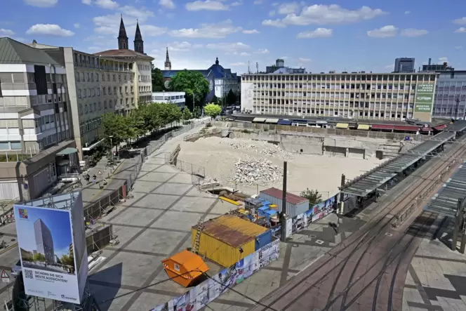 »Metropol«-Baustelle am Berliner Platz.