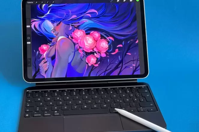 Das iPad Pro mit Tastatur und Stift