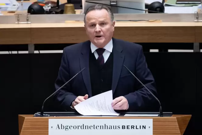 Georg Pazderski spricht im Berliner Abgeordnetenhaus