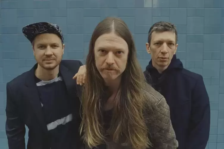 Mischt Jazz, HipHop und Rock: das Berliner Trio Bobby Rausch.