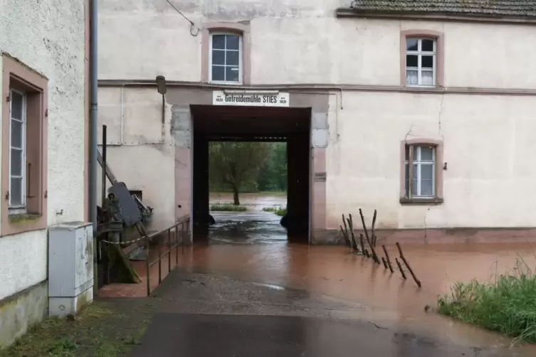  Hochwasser an der Mühle Sties.