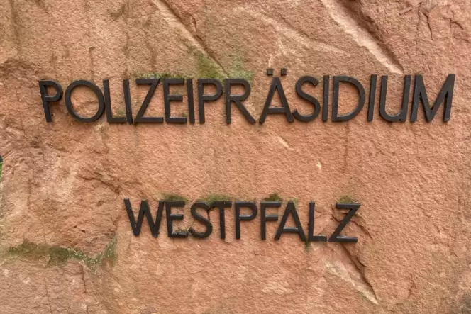 Die Kriminalpolizei Kaiserslautern ermittelt.