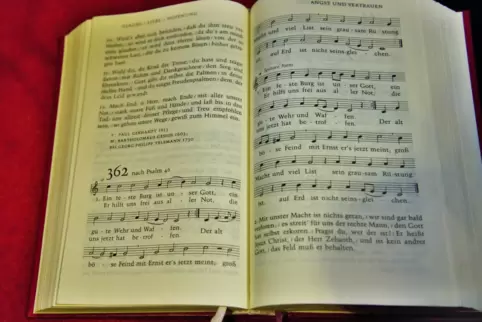 Das Evangelische Gesangbuch wird 500 Jahre alt. 