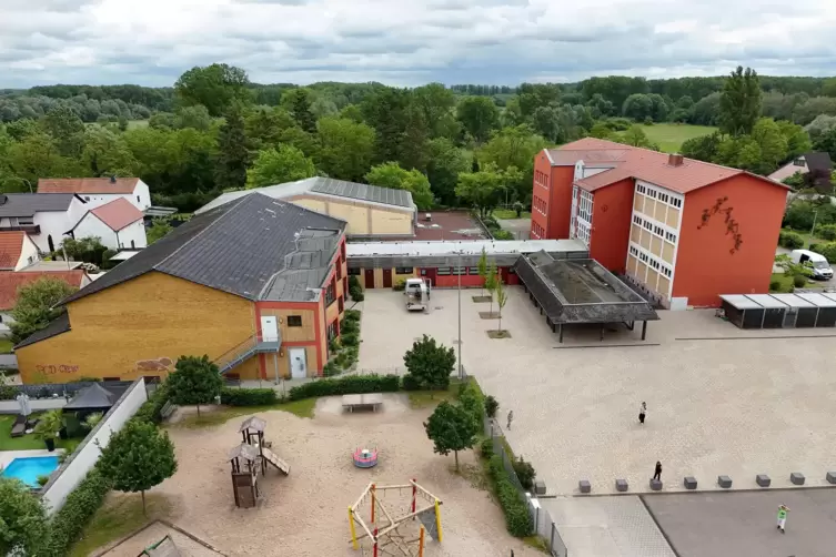 Die Gottfried-Tulla-Grundschule wird vielleicht kurzzeitig sogar dreiz&uuml;gig werden. 