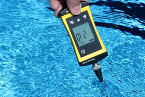 Statt 21 gibt es im Rebmeerbad künftig mindestens 24 Grad. 