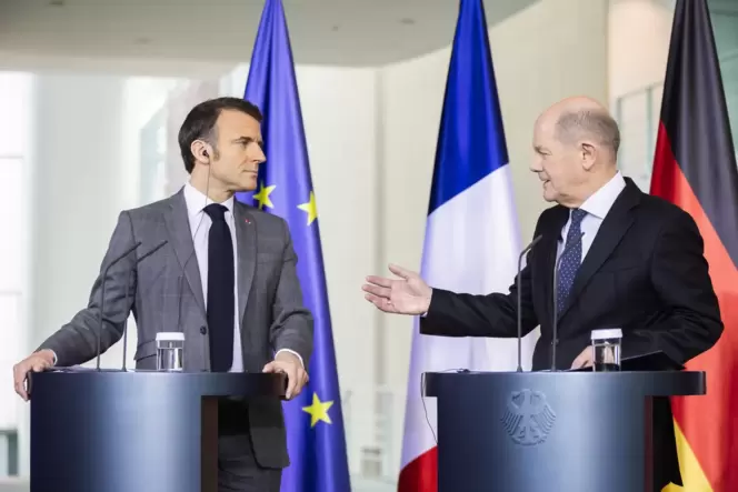 Gesprächsbedarf gibt es derzeit zwischen Emmanuel Macron (links) und Olaf Scholz.