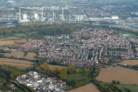 Altrip am Rhein: Die direkte Lage am Fluss verlangt einen guten Hochwasserschutz. 