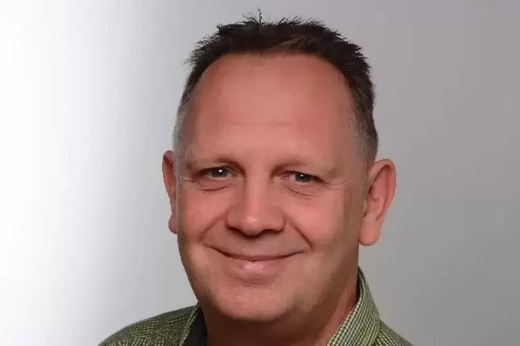 Dirk Schneider