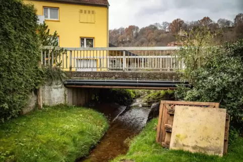 Die Brücke über den Felsbach in Wiesbach muss nun doch nicht neu gebaut werden. 