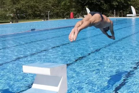 Hinein ins Vergnügen im Freibad an der Schließ! 