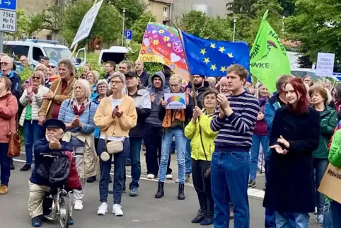 Bunte Kundgebung gegen Rechts und die AfD.