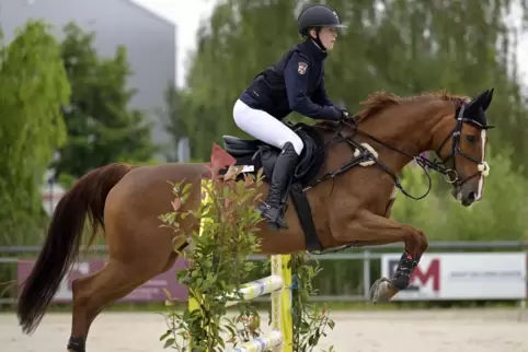 In der Dressur und im Springen am Start: Sarah Kohlmaier vom FRV Fußgönheim. 