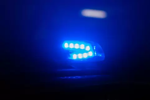 Die Polizei sucht Zeugen.