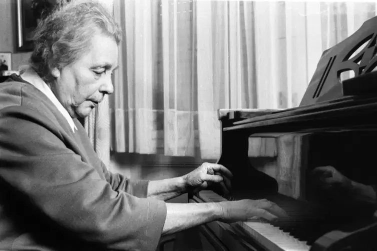 Die Pianistin Emilie Schmitt pr&auml;gte den Kulturverein in der Nachkriegszeit nachhaltig.