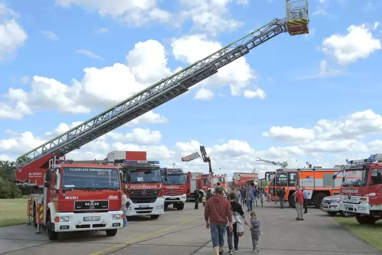 flugplatzfwfest10