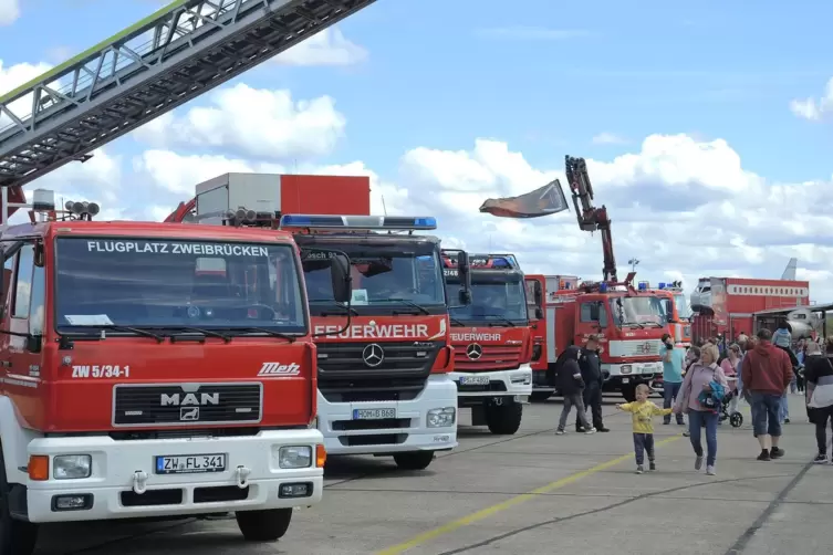 flugplatzfwfest11
