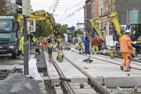 Im Kreuzungsbereich Frankenthaler/Rohrlachstraße wurden die Gleise bereits vor fünf Jahren erneuert. 