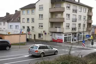 Der Vorfall spielte sich 2021 an der Ecke Rodalber Straße/Zwingerstraße ab. 