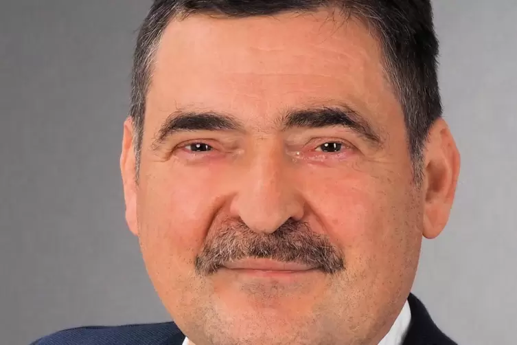 Bernhard Jud, FWG-B&uuml;rgermeisterkandidat in Kapsweyer.