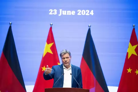 Wirtschaftsminister Robert Habeck kam nicht als Bittsteller nach China. Und hat trotzdem etwas erreicht. 