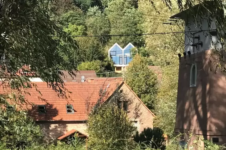 Gute Aussichten: Wohnateliers &uuml;ber Altleiningen. 