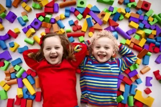 Beim Übergang in den Kindergarten sind Geduld, Zeit und eine klare Haltung gefragt. 