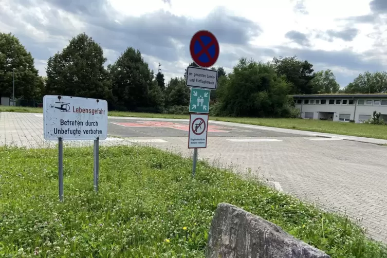Der aktuelle Hubschrauberlandeplatz an der Klinik. 