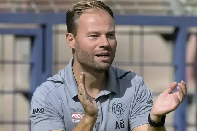Musste einen Spieltag vor Rundenende gehen: Trainer Andreas Brill. Musste einen Spieltag vor Rundenende gehen: Trainer Andreas Brill.