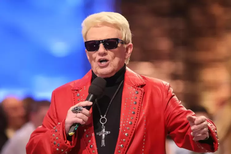 Ja, er singt noch! Heino, im April 85 Jahre alt geworden, beehrt das Zellertal. 