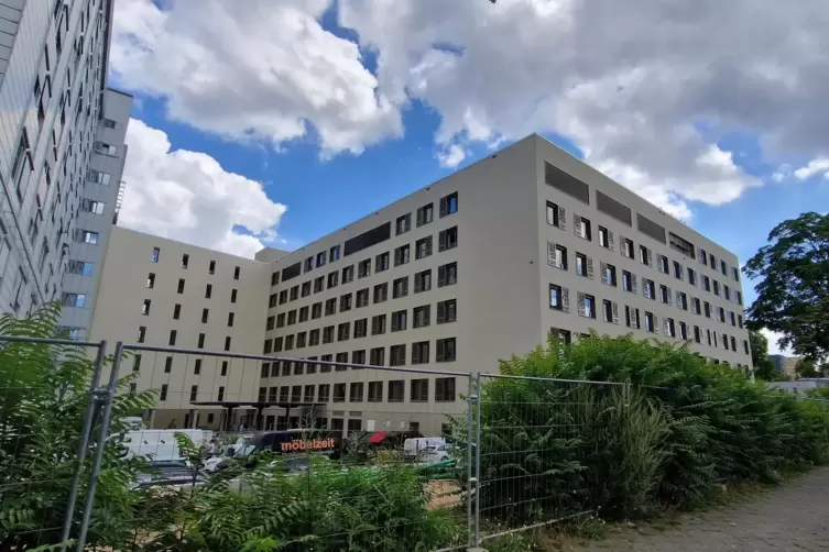 Das &bdquo;Haus D&ldquo; soll Ende des Jahres offiziell eingeweiht werden. Bei &uuml;ber 100 Millionen Euro liegen die Kosten. 
