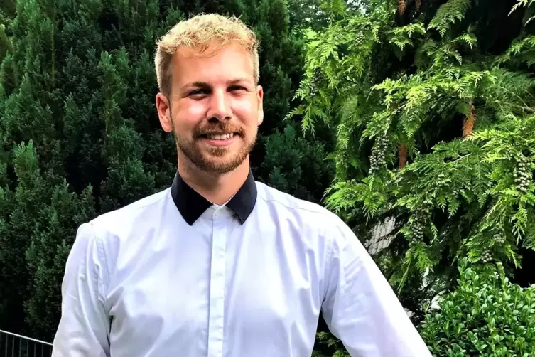Lasse Burkhardt ist der erste Marktgraf Sickinger Land, alle seine Vorg&auml;ngerinnen waren junge Frauen. Bei offiziellen Anl&auml;ssen t