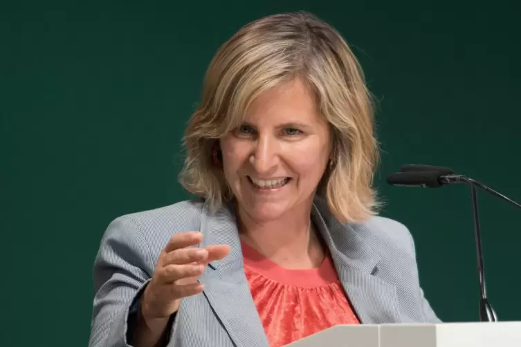 Umweltministerin Katrin Eder (Gr&uuml;ne)