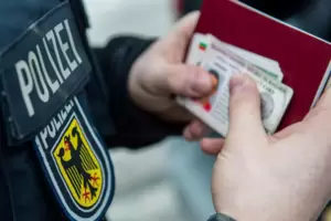 Ausländerrecht: Bundespolizei einbezogen.