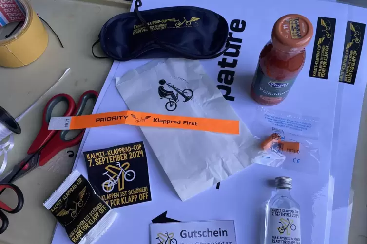 Im Amenity Kit f&uuml;r Passagiere der ersten Klasse ist sogar Tomatensaft.