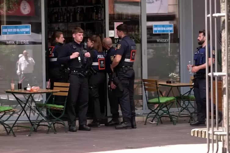 Polizeieinsatz am Donnerstag in der Innenstadt. 