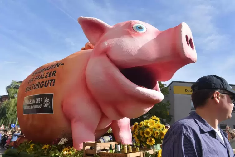 Werbung f&uuml;r den Saumagen als Pf&auml;lzer Kulturgut: Beitrag der Kallstadter Landjugend. 
