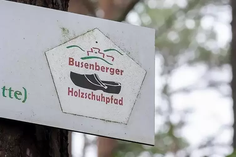So nicht! Das B&uuml;rgerb&uuml;ro des Landes schreibt, die Ausweisung und Markierung von Wanderwegen sei ein Tatbestand, der &uuml;ber das all