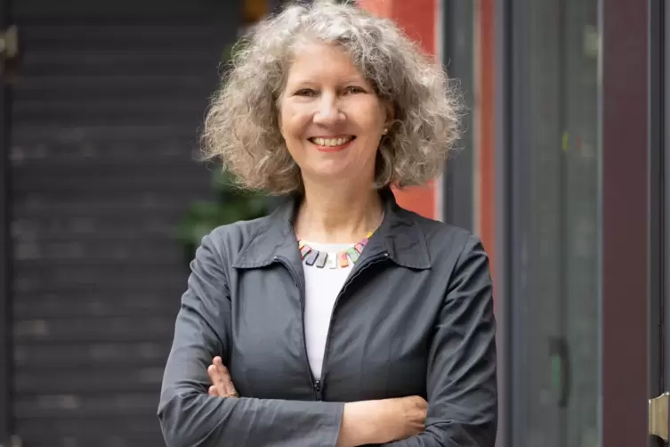  &bdquo;Die Gro&szlig;elternbetreuung kann das Wohlbefinden und die Zufriedenheit der Eltern steigern&ldquo;, sagt BiB-Direktorin Katharina Spie&szlig;.