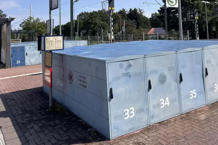 F&uuml;r die Fahrradboxen ist die Ortsgemeinde zust&auml;ndig. 