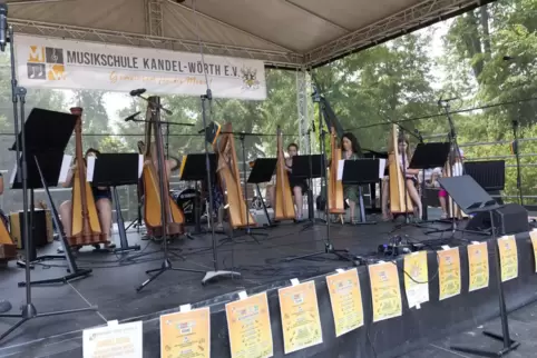 Die Besucher der Matinée erwartet eine Mischung musikalischer Darbietungen, einfühlsame und schwungvolle Stücke.