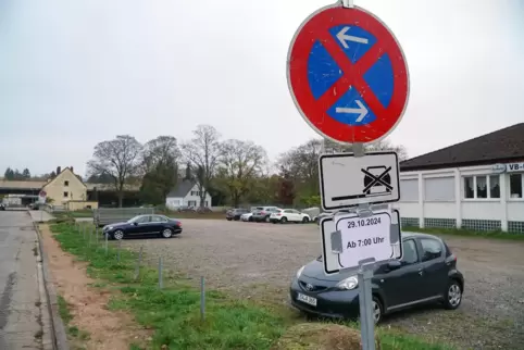 Der Parkplatz vor dem Vereinsheim der VBZ an der Schlachthofstraße wird umgestaltet. Der Parkplatz vor dem Vereinsheim der VBZ an der Schlachthofstraße wird umgestaltet.