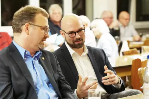Ansgar Uelhoff (links) und Florian Bilic möchten Wahlkreiskandidat der CDU werden. Ansgar Uelhoff (links) und Florian Bilic möchten Wahlkreiskandidat der CDU werden.