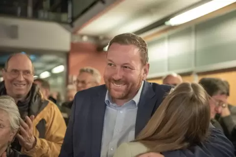 Der künftige Verbandsbürgermeister Mike Schönlaub (SPD). 