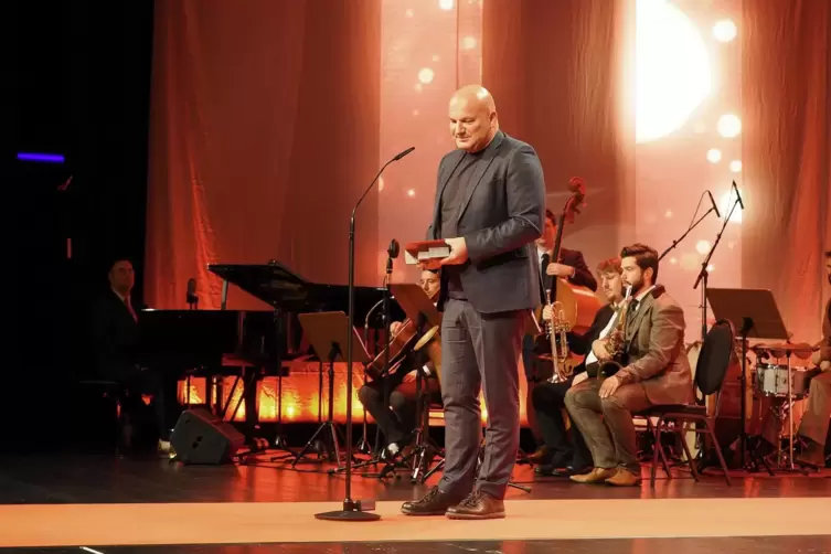Regisseur Marc Brummund, ausgezeichnet f&uuml;r &bdquo;Ein Mann seiner Klasse&ldquo;.