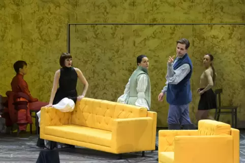 Szene aus der Frankfurter „Partenope“ mit Magnus Dietrich als Emilio, Jessica Niles als Partenope, Kelsey Lauritano als Rosmira 