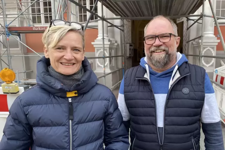 Planen das Sanierungsprojekt: Ilona Bast und Michael M&uuml;ller.
