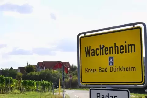Der Ortseingang von Wachenheim. 